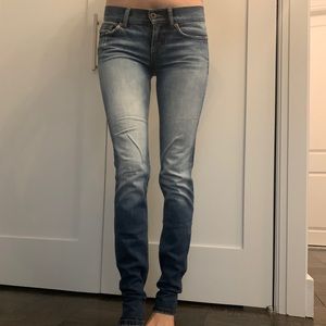 D&G ( Dolce & Gabbana)women jeans ,size 25